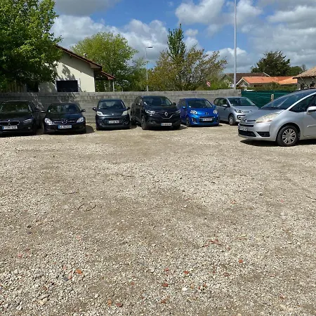 Bed & Breakfast Maison Ok Riba Aeroport